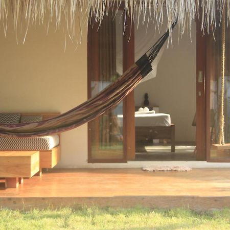 Nanas Homestay Bungalow غيلي آير المظهر الخارجي الصورة