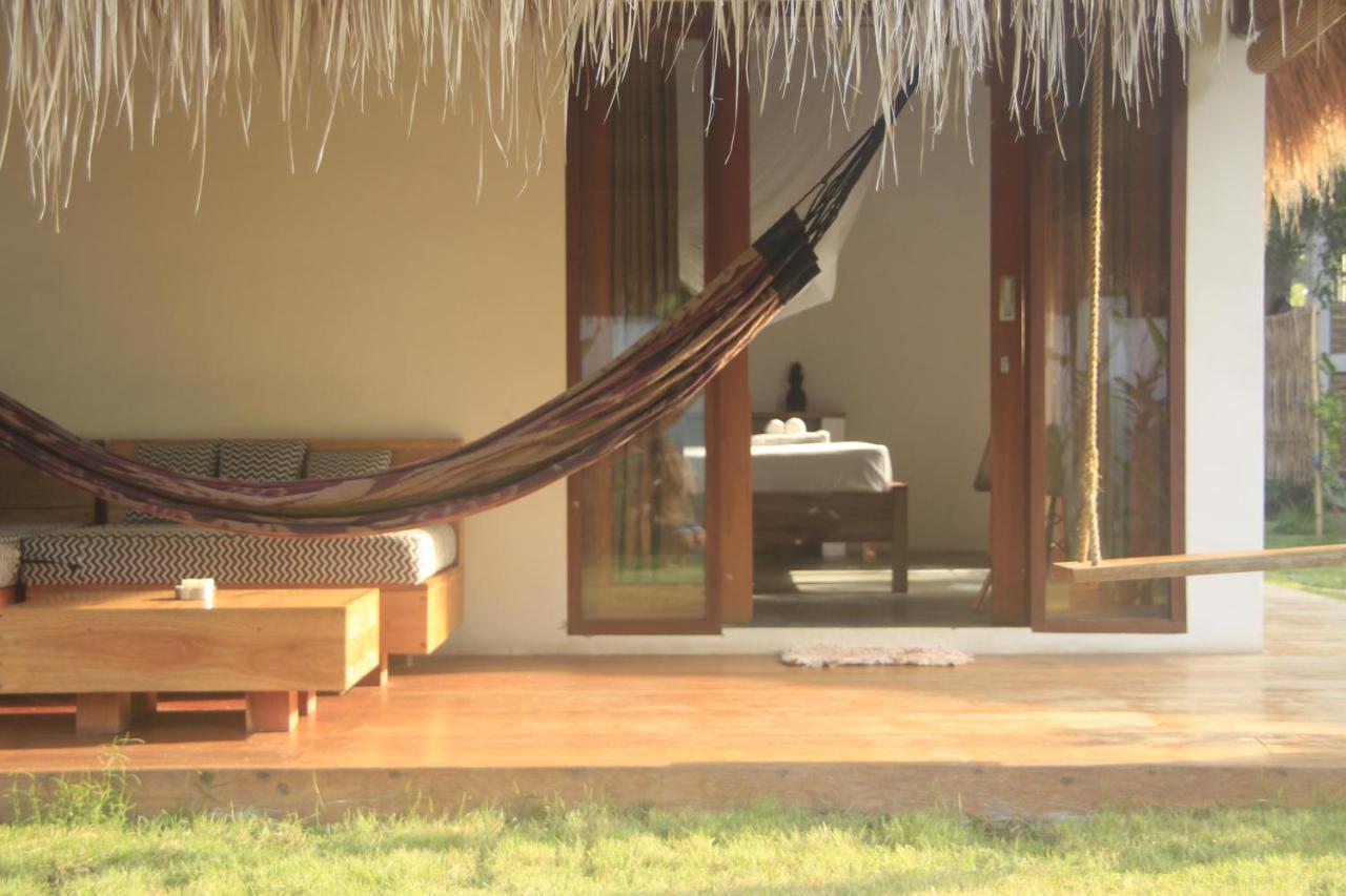 Nanas Homestay Bungalow غيلي آير المظهر الخارجي الصورة