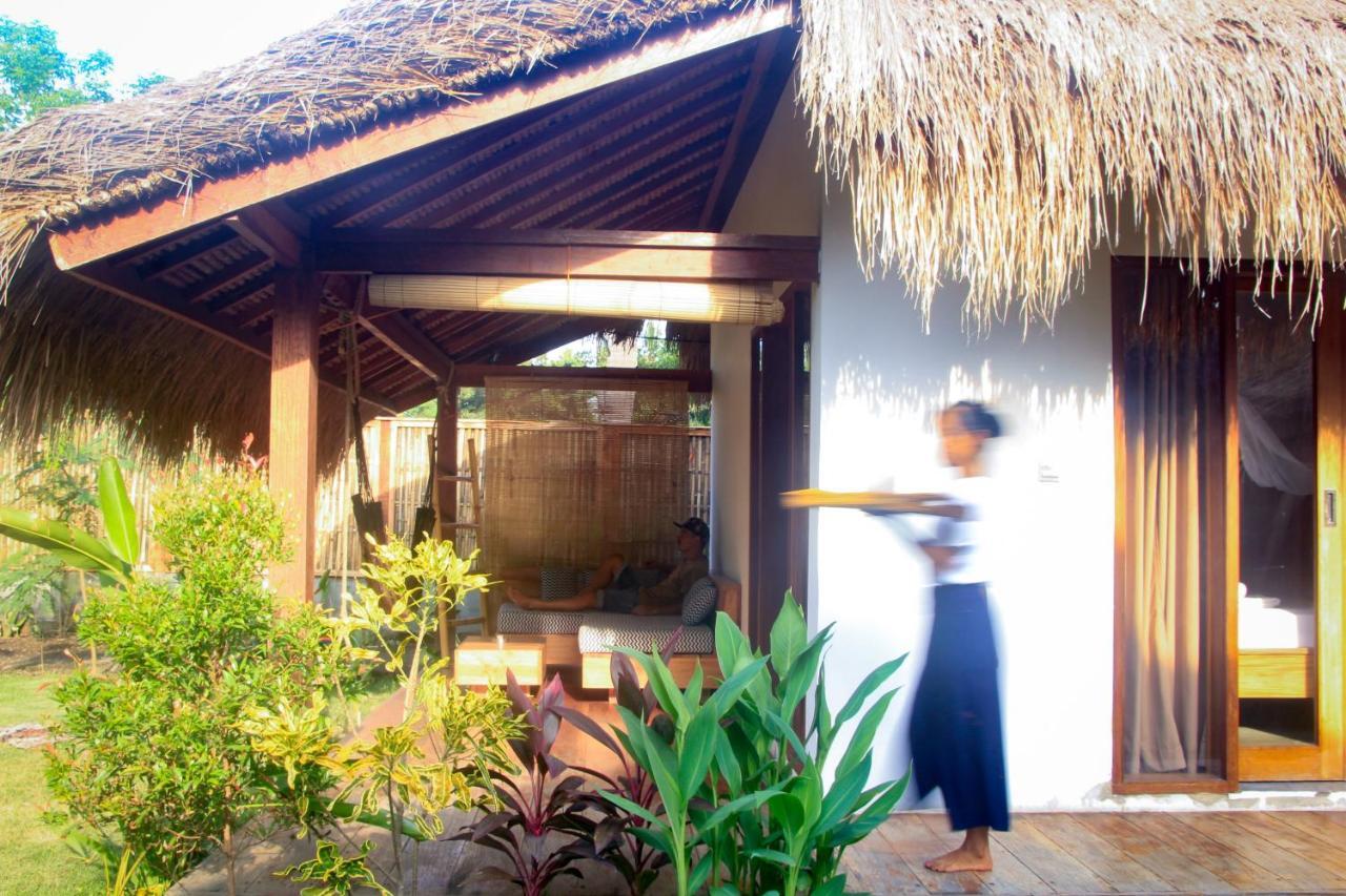 Nanas Homestay Bungalow غيلي آير المظهر الخارجي الصورة